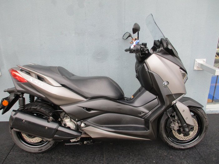2018 Yamaha XMAX 300 (CZD300A) GREY