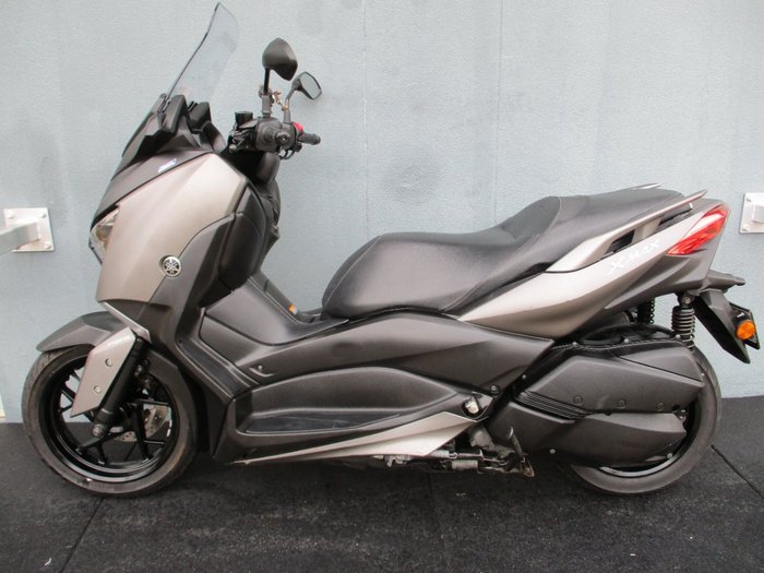 2018 Yamaha XMAX 300 (CZD300A) GREY