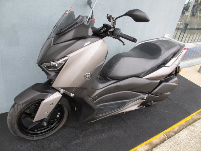 2018 Yamaha XMAX 300 (CZD300A) GREY