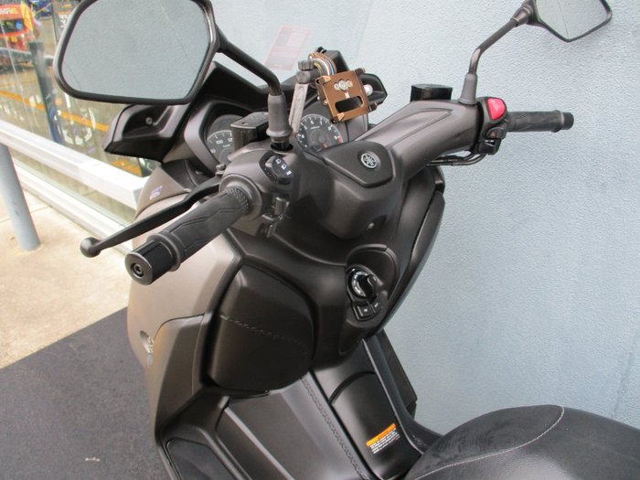 2018 Yamaha XMAX 300 (CZD300A) GREY