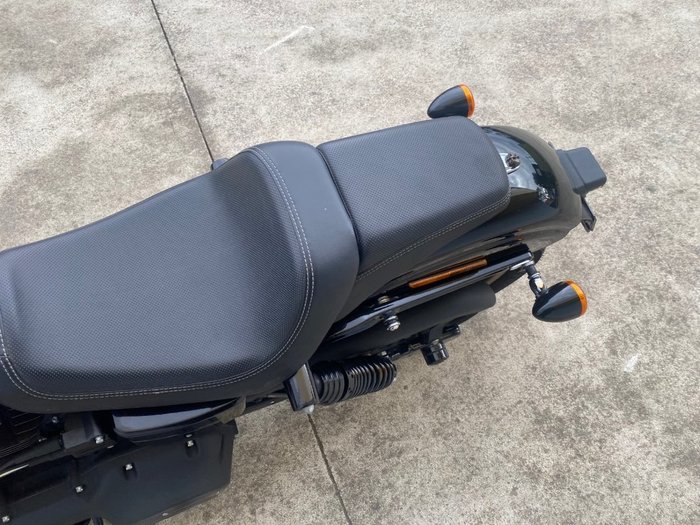 2017 HARLEY-DAVIDSON FXDLS LOW RIDER S Black