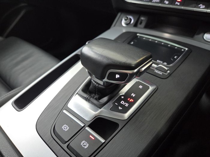 2019 Audi Q5 40 TDI sport