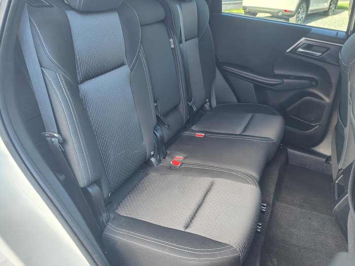 2022 Mitsubishi Outlander LS