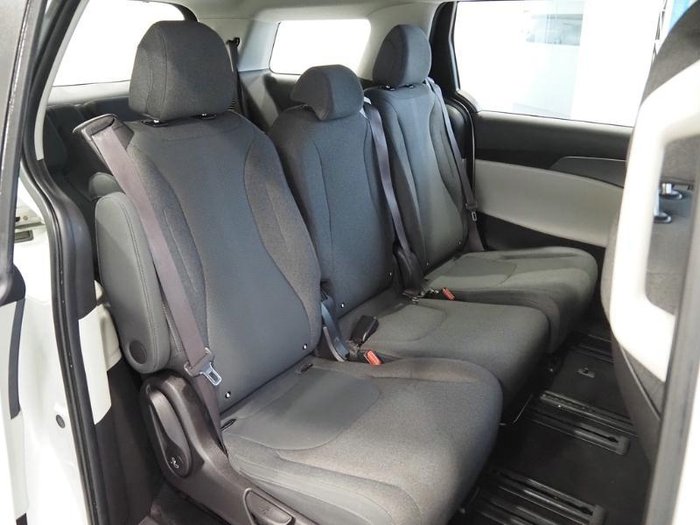 2021 Kia Carnival S