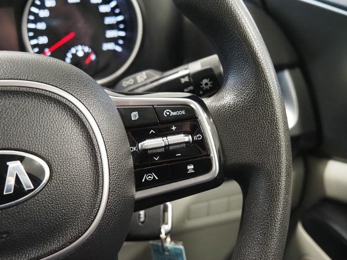 2021 Kia Carnival S