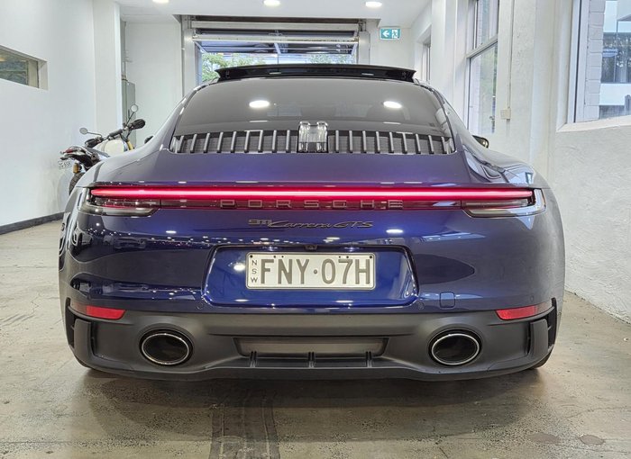 2022 Porsche 911 Carrera GTS
