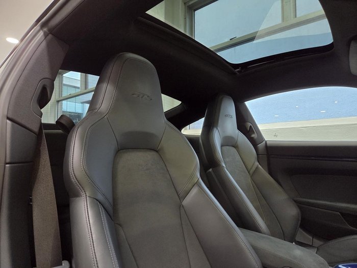2022 Porsche 911 Carrera GTS