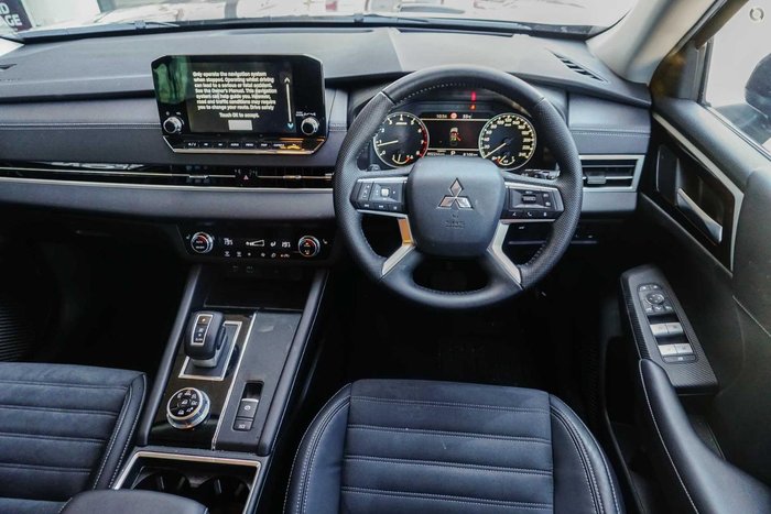 2025 Mitsubishi Outlander Aspire