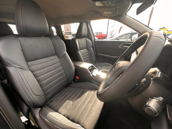 2025 Mitsubishi Outlander Aspire