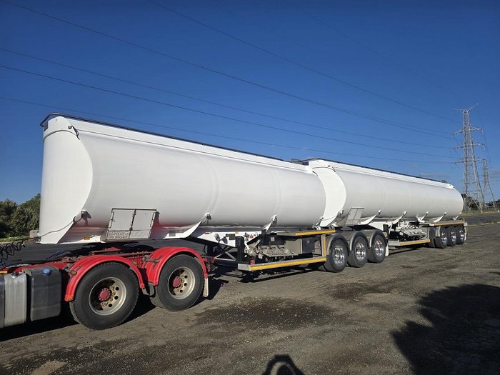 2011 Holmwood 25M B-Double Set