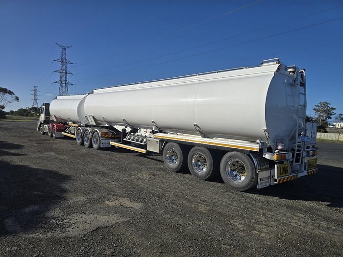 2011 Holmwood 25M B-Double Set