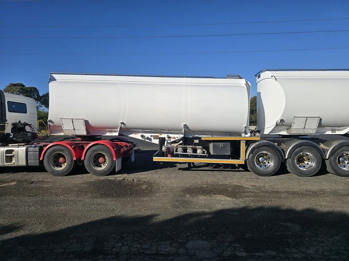 2011 Holmwood 25M B-Double Set