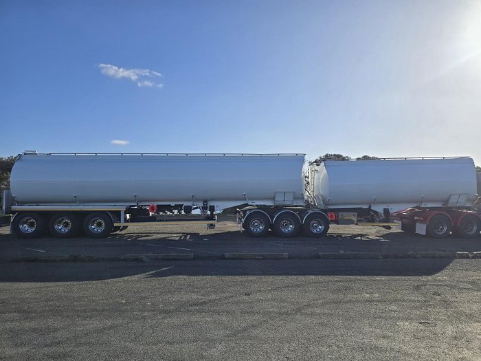 2011 Holmwood 25M B-Double Set