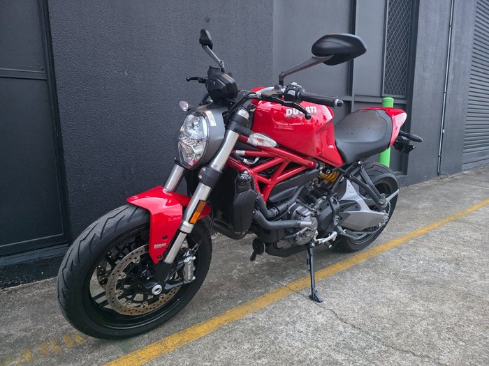 2019 DUCATI MONSTER 821 RED