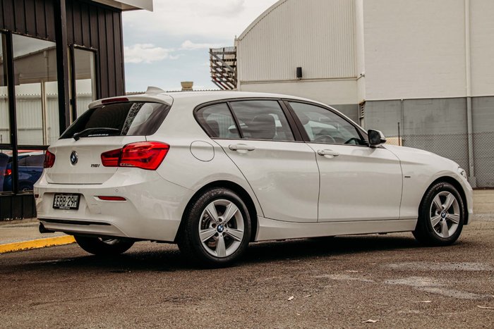 2018 BMW 1 Series 118i Sport Line