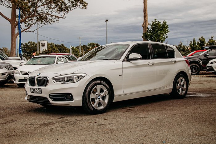 2018 BMW 1 Series 118i Sport Line