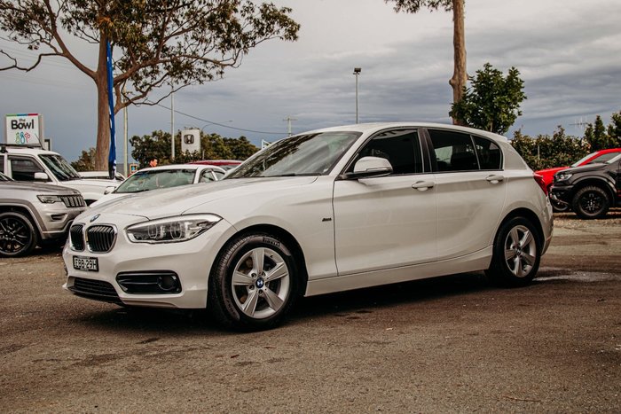 2018 BMW 1 Series 118i Sport Line