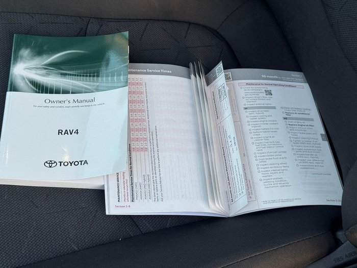 2022 Toyota RAV4 GXL