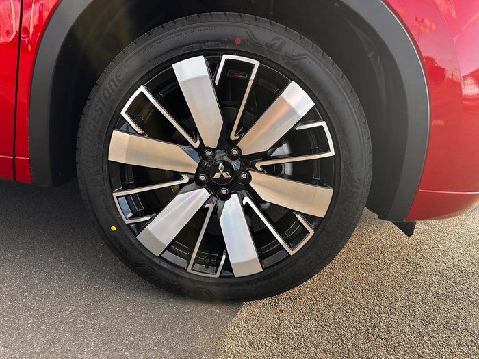 2025 Mitsubishi Outlander Exceed