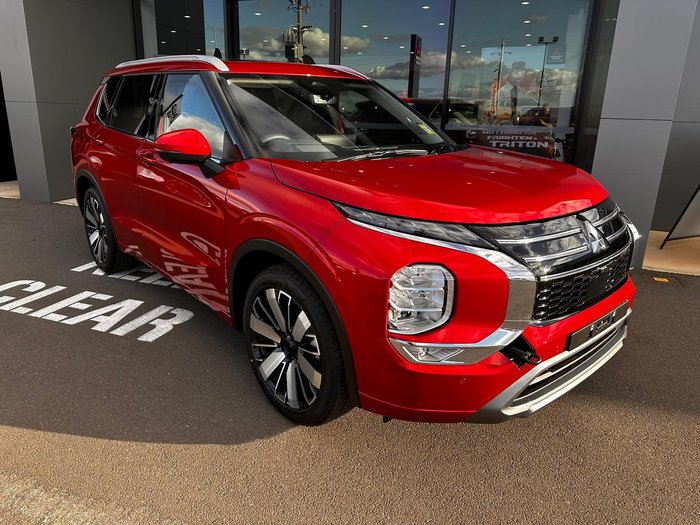 2025 Mitsubishi Outlander Exceed