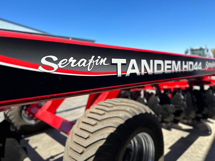 0 Serafin Tandem Hd 44 Plate Offset Disc 6.6M - Hydraulic Adjustable Gangs - Ex Demo RED