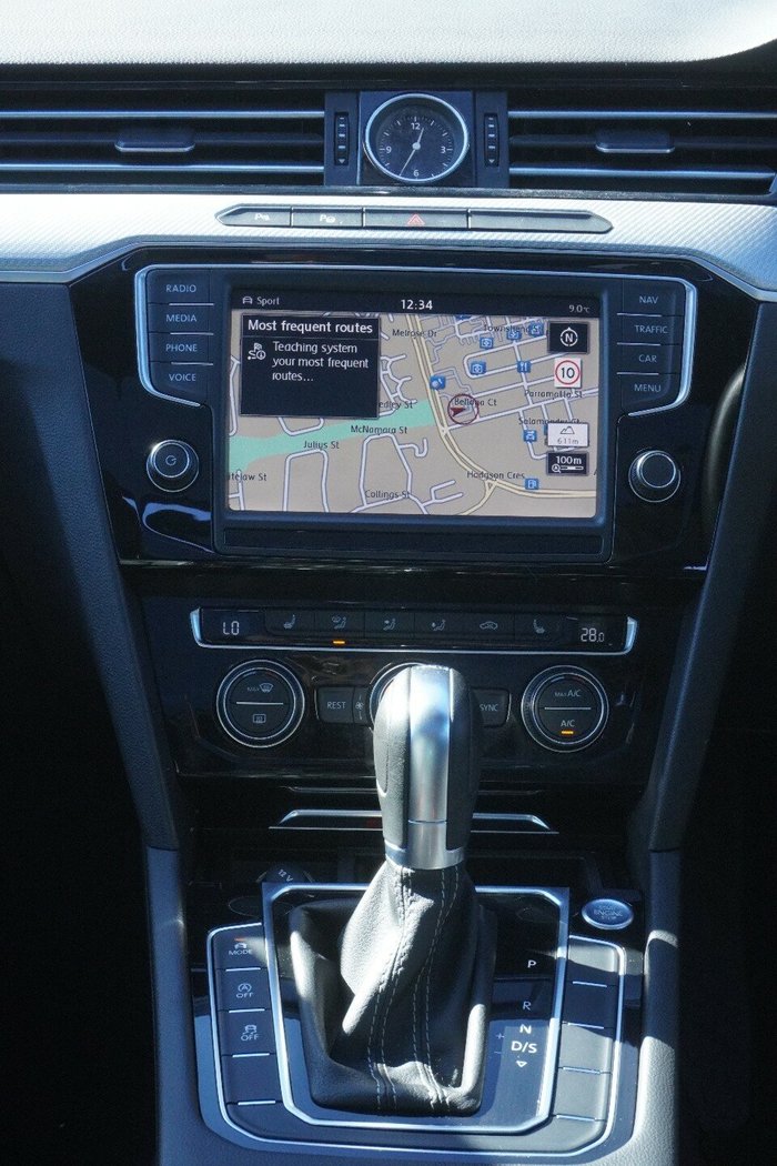 2016 Volkswagen Passat 206TSI R-Line