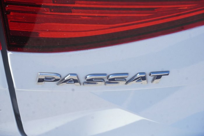 2016 Volkswagen Passat 206TSI R-Line