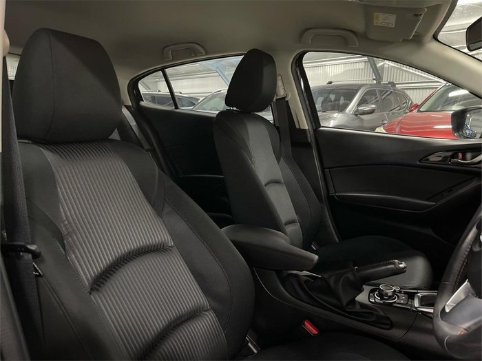 2015 Mazda 3 Maxx