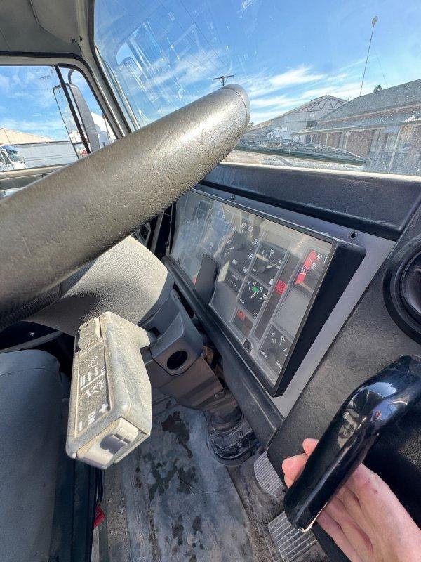 2014 Iveco Acco 2350 Cement Agi Truck