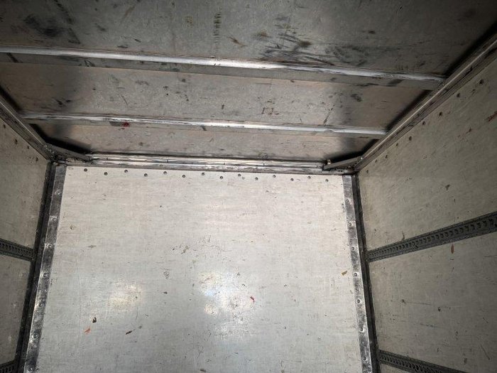 2007 Vawdrey Tri Axle Dry Freight Pantech