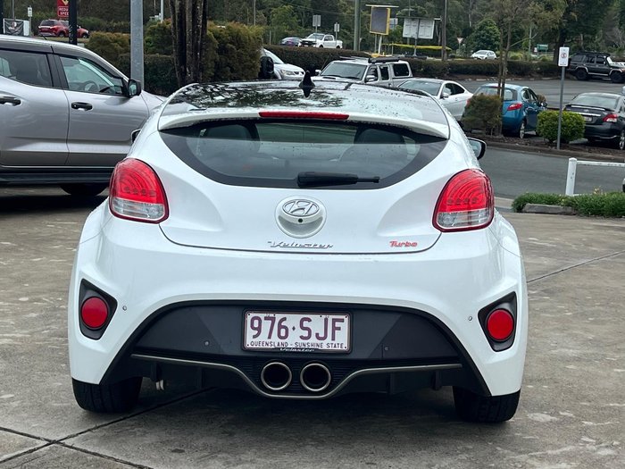 2012 Hyundai Veloster SR Turbo FS2 Crystal White