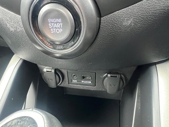 2012 Hyundai Veloster SR Turbo FS2 Crystal White