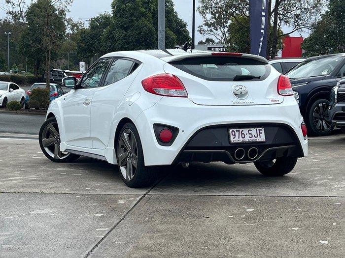 2012 Hyundai Veloster SR Turbo FS2 Crystal White