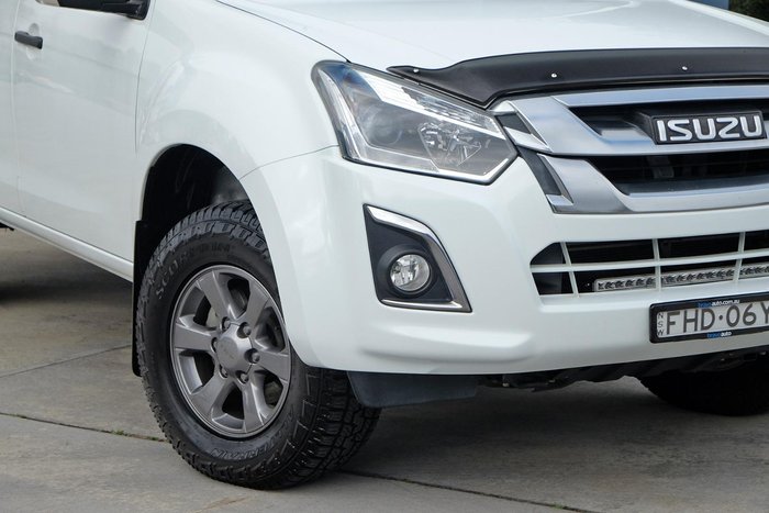 2017 Isuzu D-MAX SX High Ride MY17 4x2 Splash White