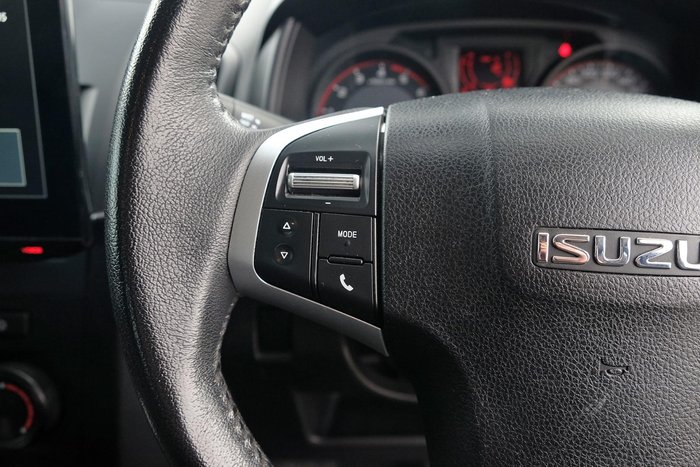 2017 Isuzu D-MAX SX High Ride MY17 4x2 Splash White
