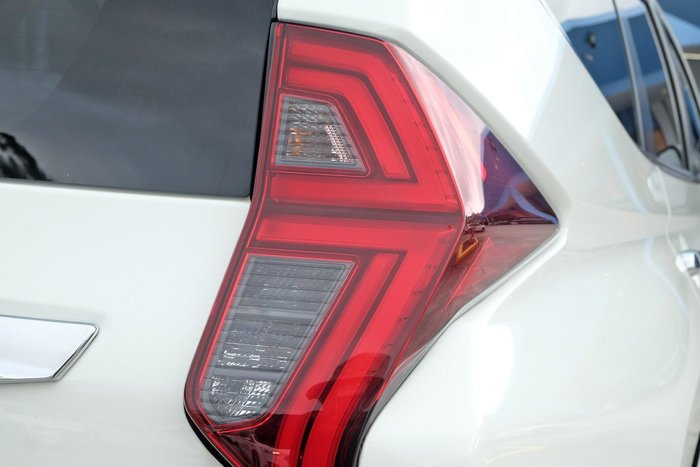 2022 Mitsubishi Pajero Sport Exceed QF MY22 4X4 Dual Range White
