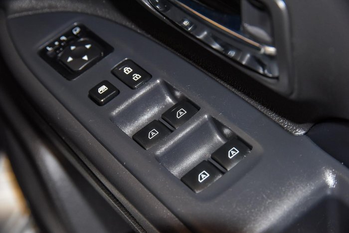2020 Mitsubishi Outlander LS