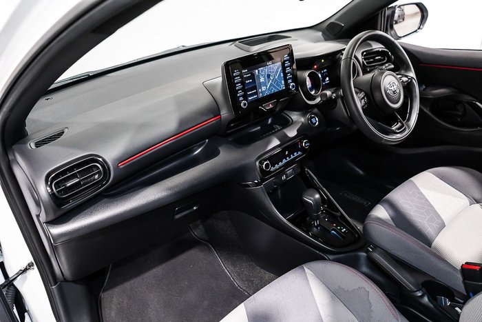 2022 Toyota Yaris ZR