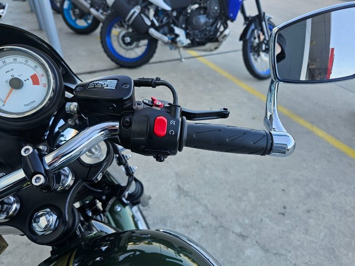 2015 Triumph THRUXTON 900 Green