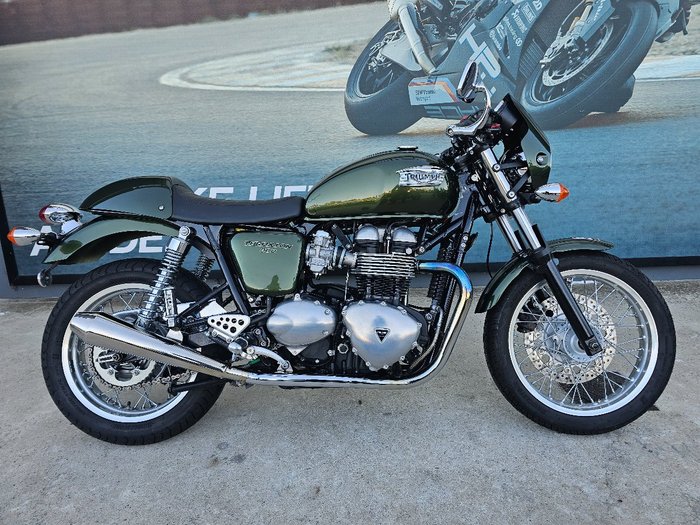 2015 Triumph THRUXTON 900 Green