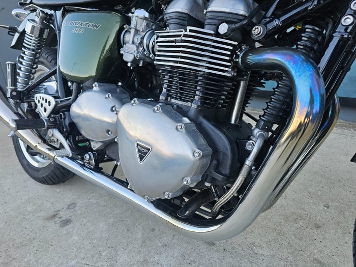 2015 Triumph THRUXTON 900 Green