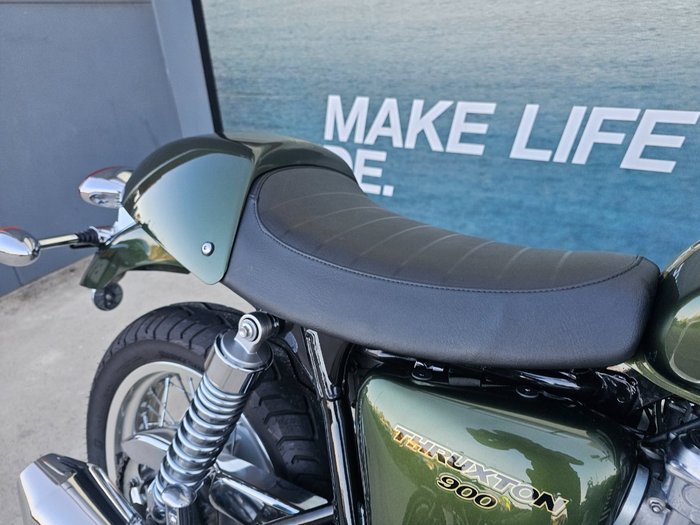 2015 Triumph THRUXTON 900 Green