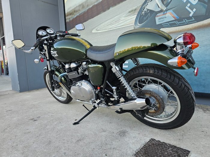 2015 Triumph THRUXTON 900 Green