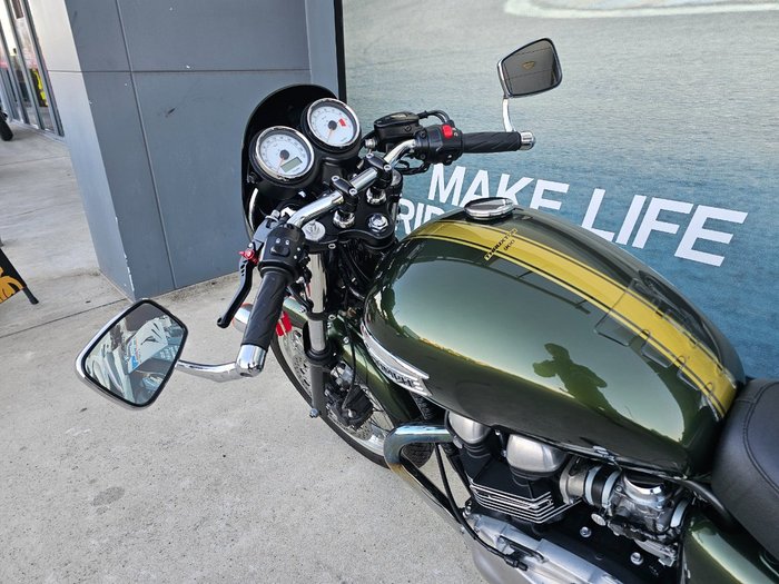 2015 Triumph THRUXTON 900 Green