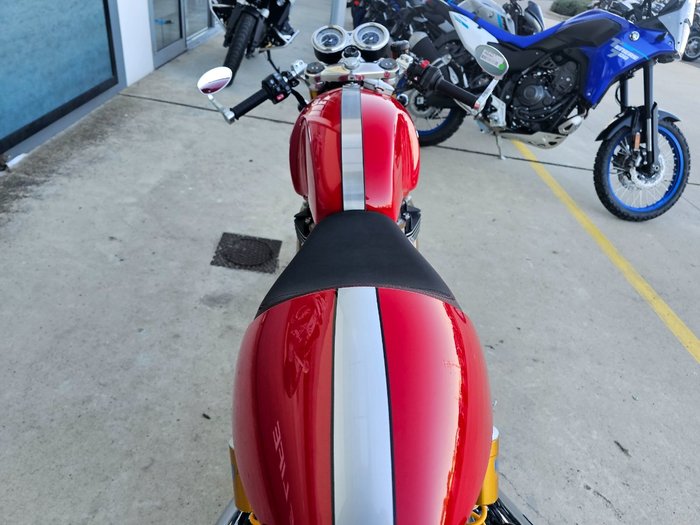 2017 Triumph THRUXTON R Red