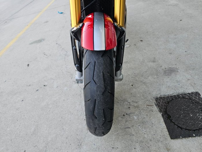 2017 Triumph THRUXTON R Red
