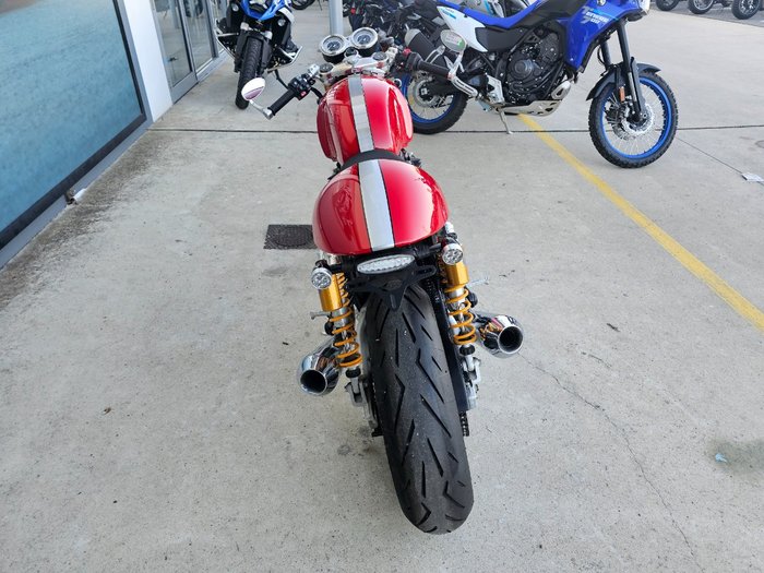 2017 Triumph THRUXTON R Red