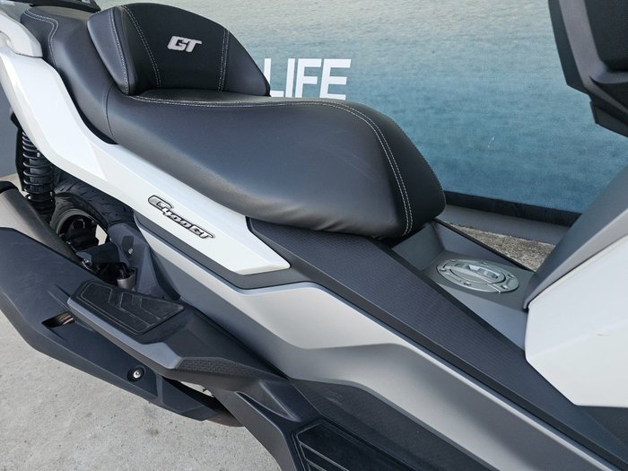 2022 BMW Motorrad C 400 GT ION White