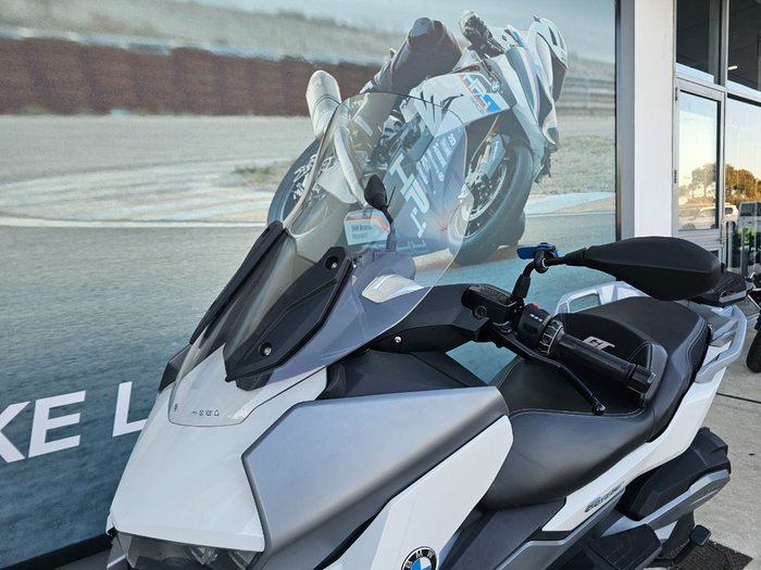 2022 BMW Motorrad C 400 GT ION White