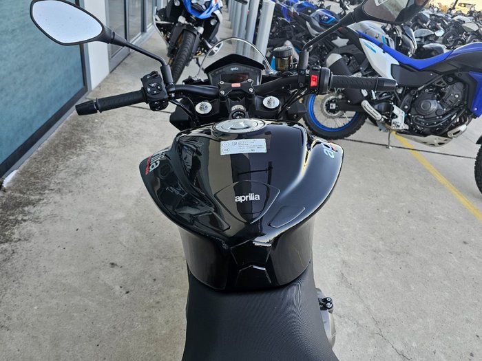 2023 APRILIA TUONO FACTORY Black